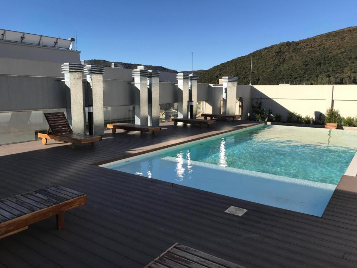 Balcones Verdes 2407 *